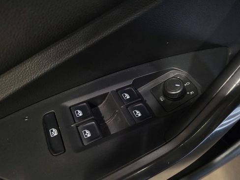 Used 2020 Volkswagen Jetta S w/ Driver Assistance Package FWD image 27