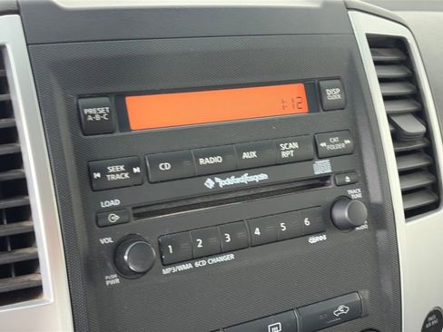 Used 2012 Nissan Xterra PRO-4X w/ Pro-4x Leather Pkg image 19