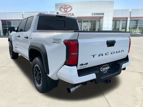 Used 2024 Toyota Tacoma TRD Off-Road w/ TRD Off Road Upgrade Package AWD/4WD image 3