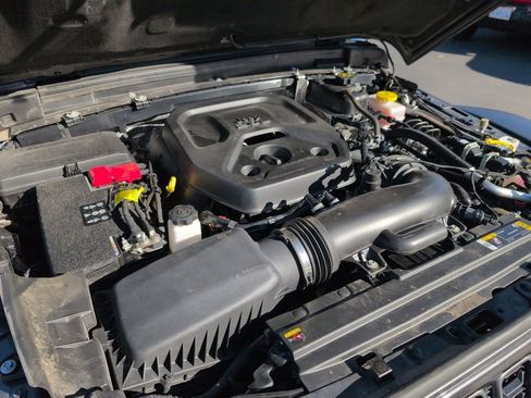 Used 2025 Jeep Wrangler Rubicon w/ Convenience Group image 35