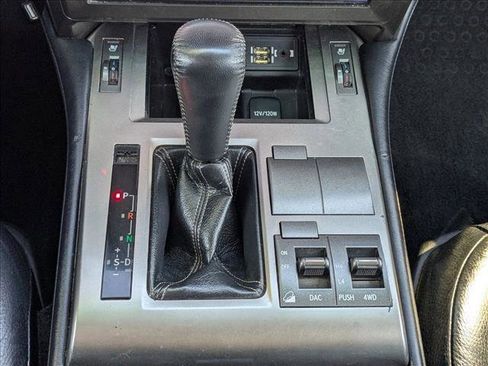 Used 2017 Lexus GX 460 Premium image 13