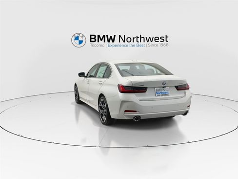New 2026 BMW 330i xDrive Sedan w/ Premium Package AWD/4WD image 12