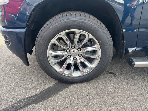 Used 2023 RAM 1500 Laramie AWD/4WD image 11