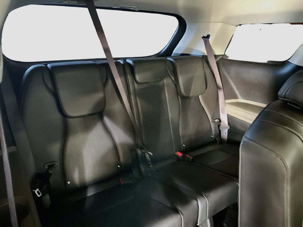 Used 2026 Kia Carnival EX FWD image 28
