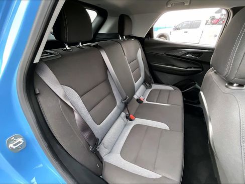 Used 2024 Chevrolet TrailBlazer LT w/ Driver Confidence Package image 18