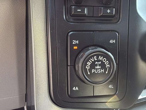 Used 2021 Ford F150 Limited AWD/4WD image 16