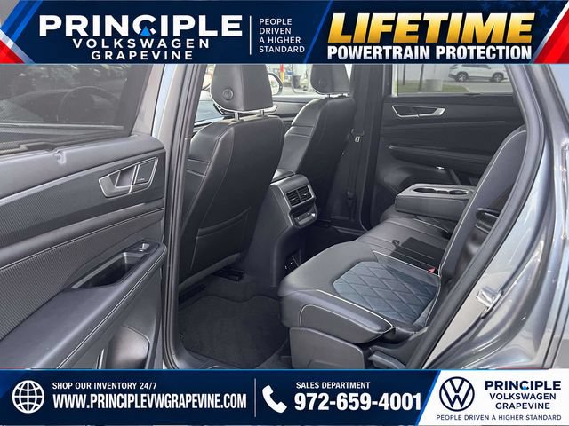 Used 2024 Volkswagen Atlas Cross Sport SEL Premium R-Line AWD/4WD image 24