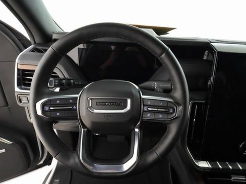 Certified 2025 GMC Yukon Denali image 13