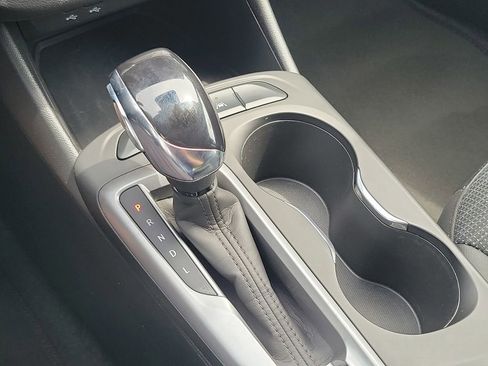Used 2025 Buick Envista Preferred FWD image 31