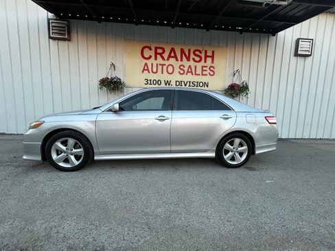 Used 2011 Toyota Camry SE w/ SE Extra-Value Pkg #1 image 25