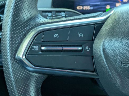 New 2025 Chevrolet Blazer EV LT AWD/4WD image 14