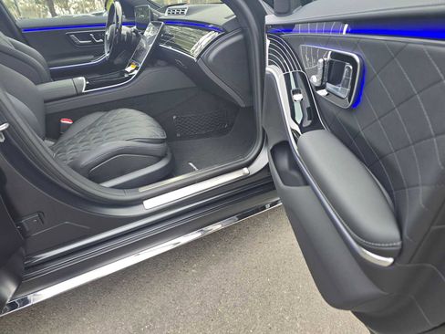 New 2026 Mercedes-Benz S 580 4MATIC Sedan image 10
