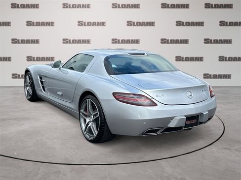 Used 2012 Mercedes-Benz SLS AMG Coupe image 3