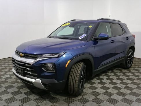 Used 2021 Chevrolet TrailBlazer LT w/ Convenience Package image 5