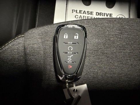 Used 2023 Chevrolet Equinox LT image 44