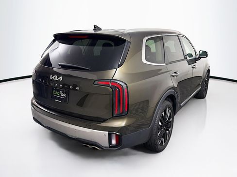 Used 2024 Kia Telluride SX FWD image 9