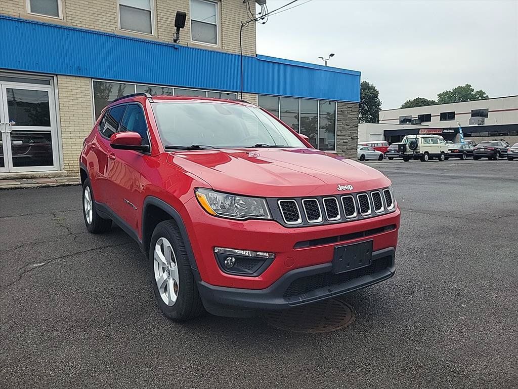 Used 2019 Jeep Compass Latitude AWD/4WD image 7