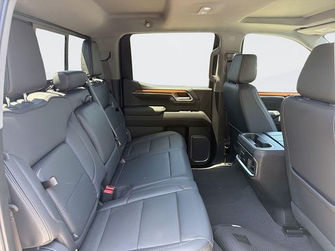 Used 2023 GMC Sierra 1500 Denali w/ Denali Reserve Package AWD/4WD image 28
