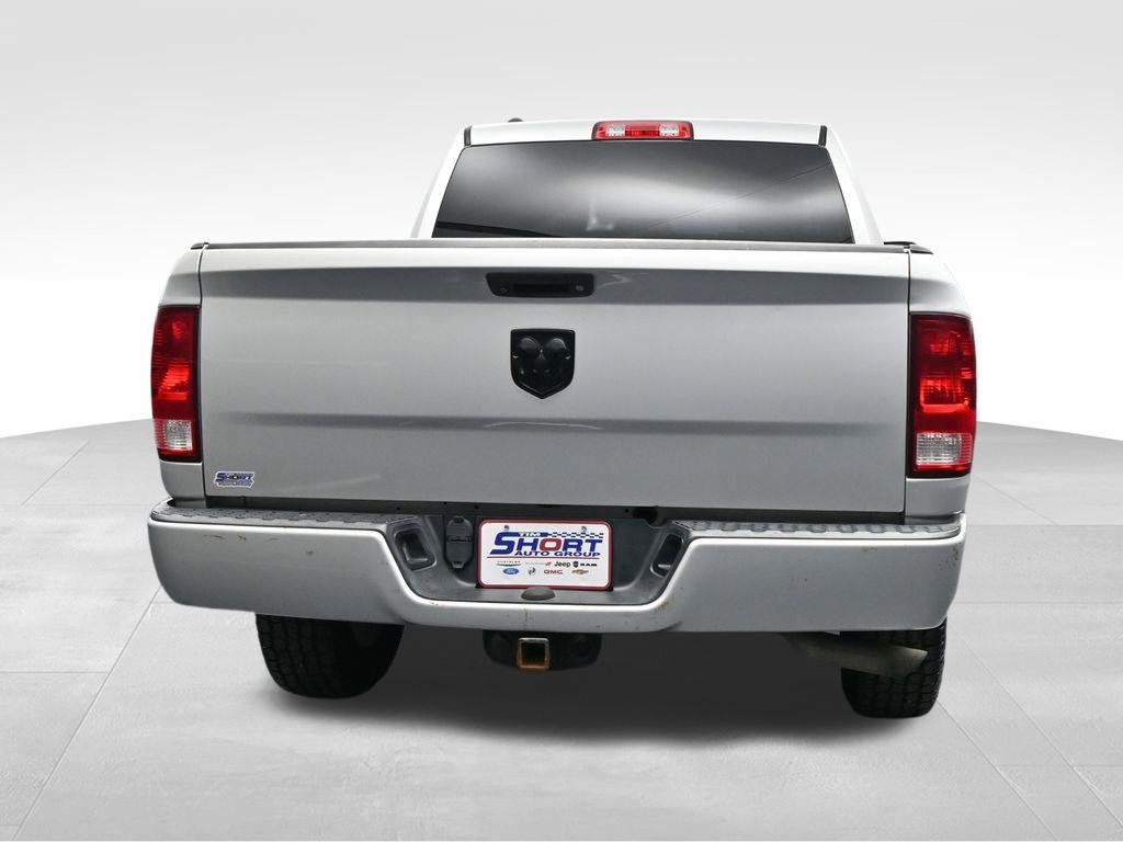 Used 2018 RAM 1500 Express w/ Express Value Package RWD image 4