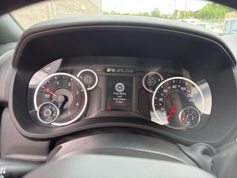 New 2026 RAM 5500 Tradesman AWD/4WD image 17
