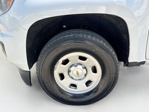 Used 2019 Chevrolet Colorado W/T RWD image 29