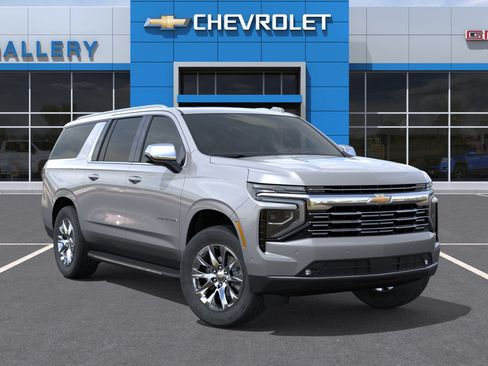 New 2026 Chevrolet Suburban Premier RWD image 8