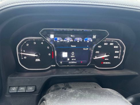 Used 2020 GMC Sierra 2500 AT4 w/ AT4 Premium Package AWD/4WD image 17