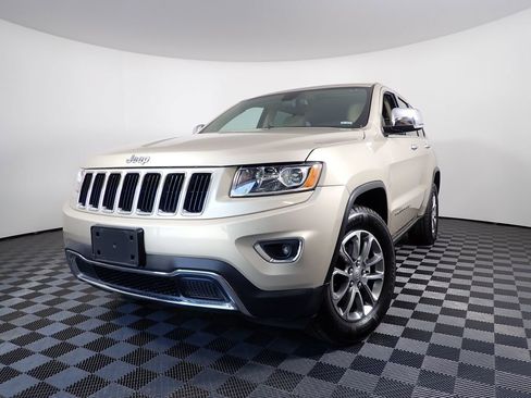 Used 2014 Jeep Grand Cherokee Limited AWD/4WD image 2