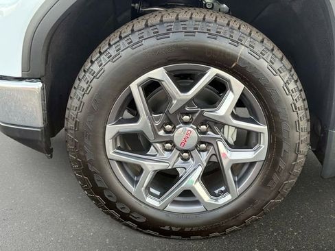 New 2026 GMC Sierra 1500 SLT w/ SLT Premium Plus Package AWD/4WD image 10