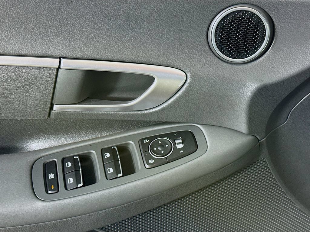 Certified 2022 Hyundai Sonata SE FWD image 22