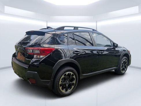 Certified 2022 Subaru Crosstrek 2.0i Premium w/ Popular Package #2 AWD/4WD image 3