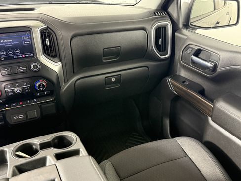Used 2021 Chevrolet Silverado 1500 LT w/ Z71 Off-Road Package AWD/4WD image 12