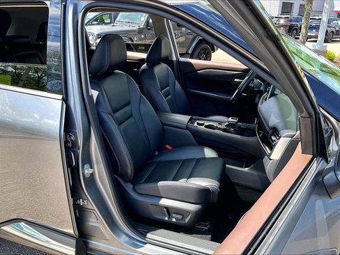 Used 2023 Nissan Rogue SL AWD/4WD image 11