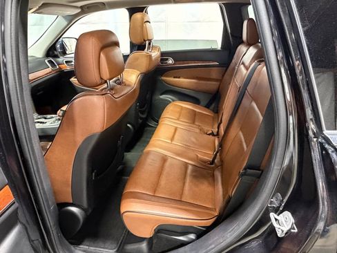 Used 2012 Jeep Grand Cherokee Overland AWD/4WD image 18
