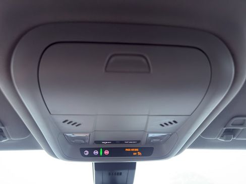 Certified 2024 Chevrolet Equinox LT AWD/4WD image 23