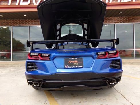 Used 2022 Chevrolet Corvette Stingray Premium Cpe w/ Z51 Performance Package RWD image 13