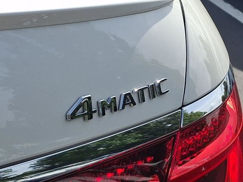 Used 2022 Mercedes-Benz S 580 4MATIC Sedan image 33