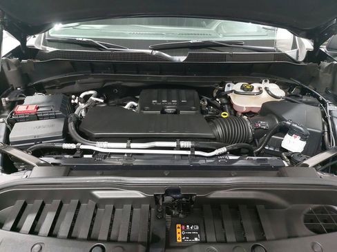 Used 2024 Chevrolet Silverado 1500 LT image 28