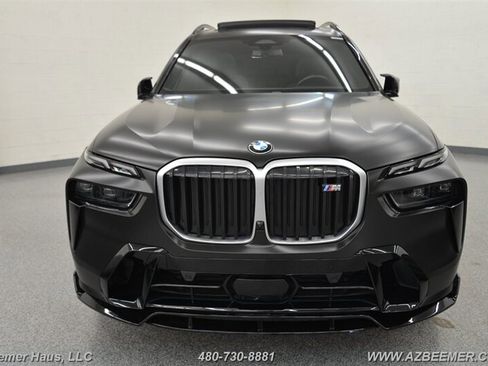Used 2023 BMW X7 M60i w/ Climate Comfort Package AWD/4WD image 6