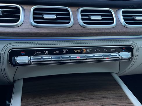 Used 2026 Mercedes-Benz GLE 450 4MATIC Coupe image 44