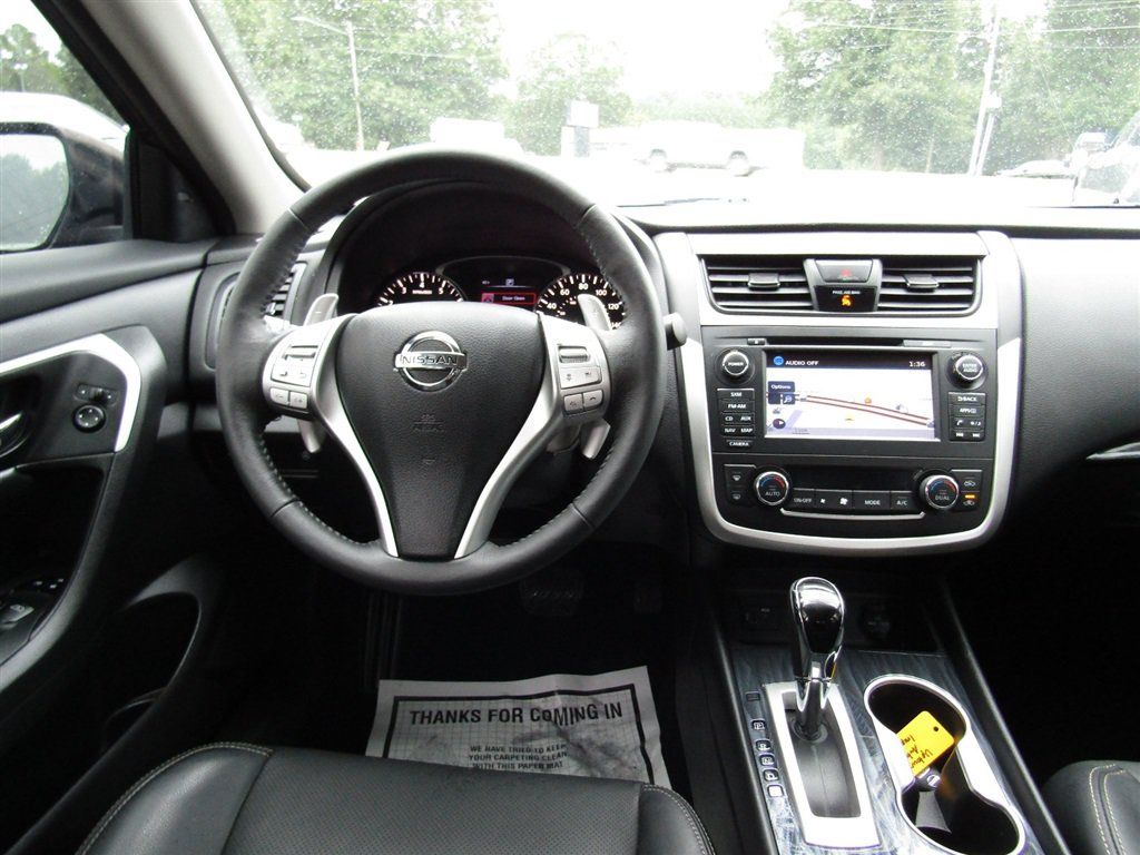 Used 2017 Nissan Altima 3.5 SL w/ 3.5SL Technology Package FWD image 24