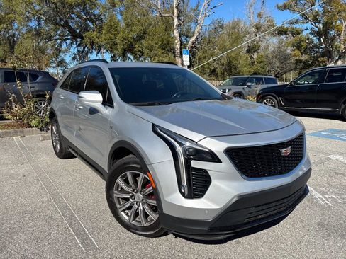 Used 2021 Cadillac XT4 Sport w/ Driver Awareness Package FWD image 4