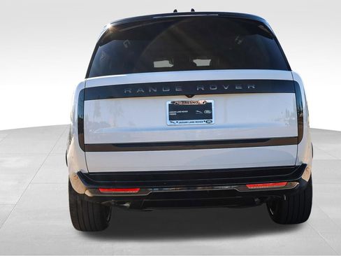 New 2026 Land Rover Range Rover SE image 6