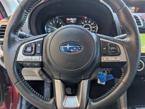 Used 2017 Subaru Forester 2.5i Limited image 10