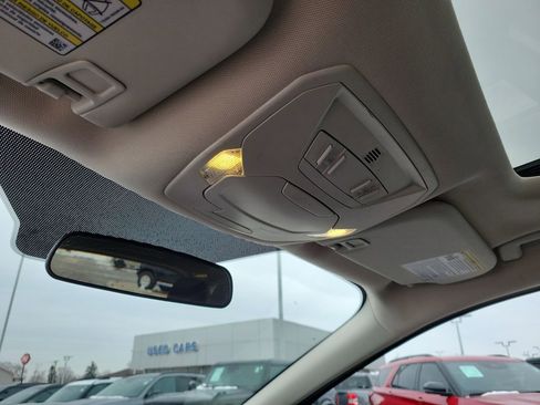 Used 2017 Ford Escape SE image 30