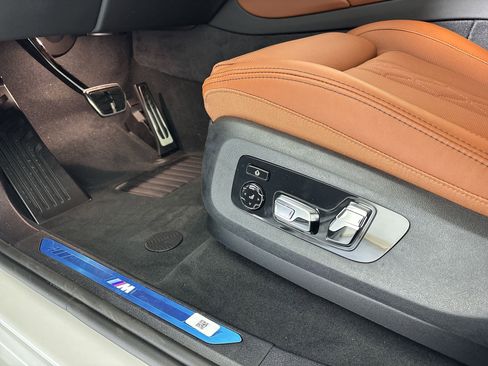 New 2026 BMW X6 xDrive40i AWD/4WD image 13