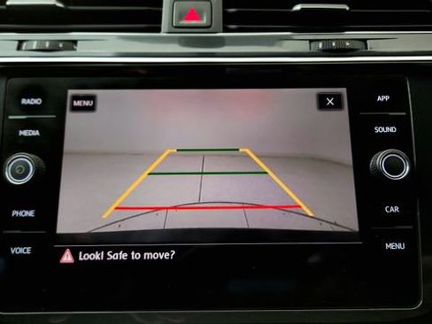 Used 2020 Volkswagen Tiguan SE R-Line FWD image 69