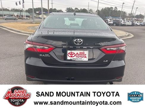 Used 2023 Toyota Camry LE image 4