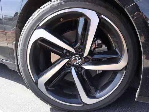Used 2018 Honda Accord Sport image 15