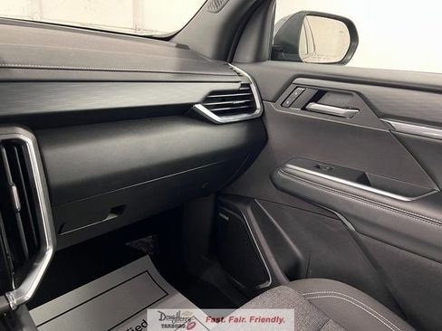 Used 2025 GMC Acadia Elevation FWD image 49